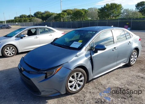 2024 Toyota Corolla Le z USA, uszkodzony, nr VIN 5YFB4MDE7RP148532